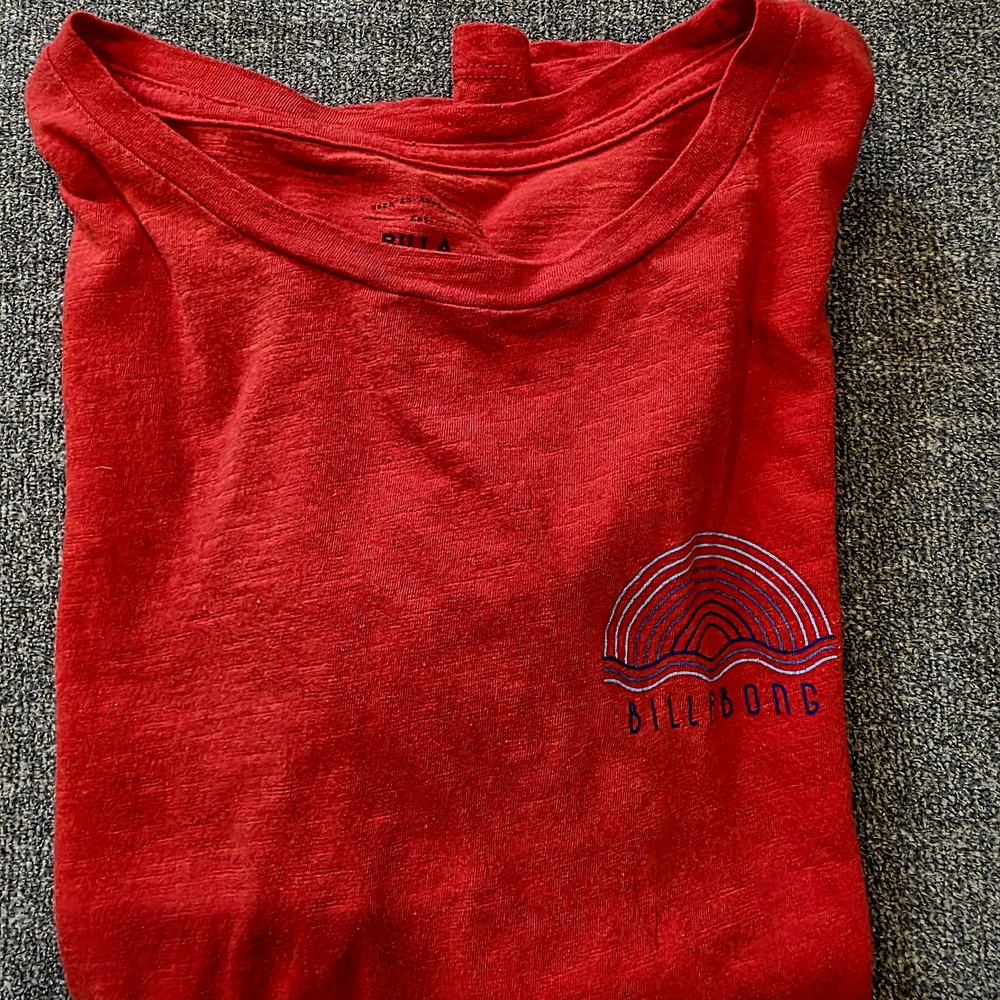 Billabong Red T-Shirt